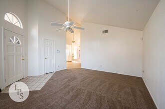 6691 N Constance Ave in Fresno, CA - Building Photo - Building Photo