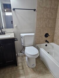 5024 Tulip Tree Ln photo'