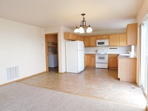 29 Stratford Dr in Kalispell, MT - Building Photo - Building Photo