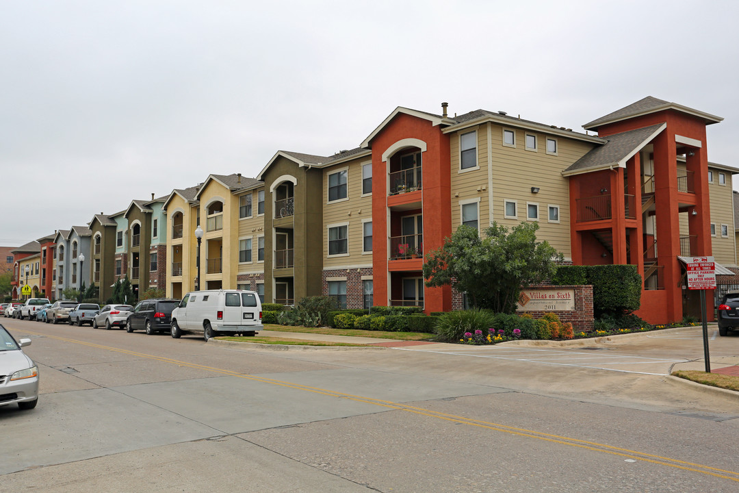 Villas on Sixth Apartment Homes in Austin, TX - Building Photo