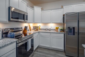 Alaina Park in Spring Hill, TN - Foto de edificio - Interior Photo