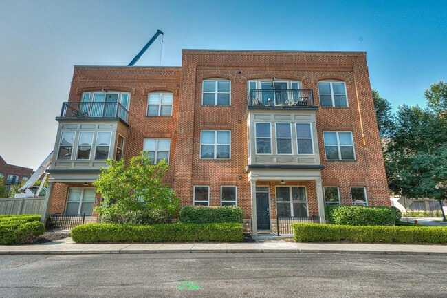 property at 962 Perry St