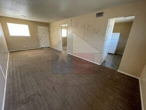 302 Wolf St in Killeen, TX - Building Photo - Building Photo