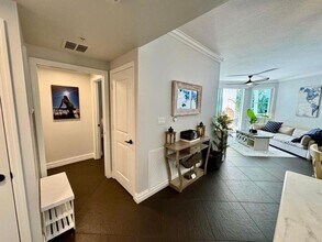 815 NW Flagler Ave, Unit 206 in Stuart, FL - Building Photo - Building Photo