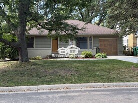 2580 Vernon Ave S in Minneapolis, MN - Building Photo