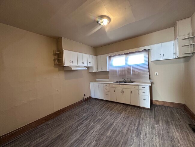 905 Oak St in Danville, IL - Building Photo - Building Photo