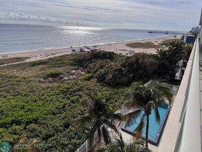 704 N Ocean Blvd in Pompano Beach, FL - Building Photo - Building Photo