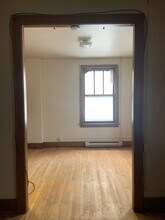 304 N Main St in Mitchell, SD - Building Photo - Building Photo