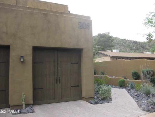 property at 36600 N Cave Creek Rd
