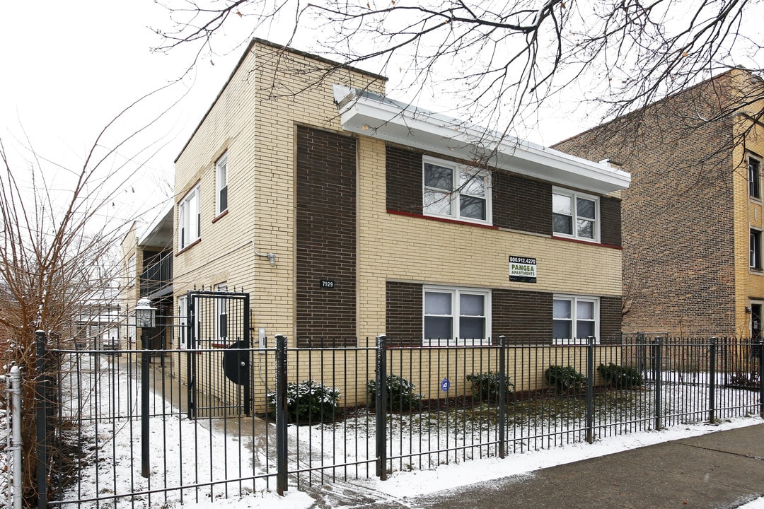 7927 S Ellis in Chicago, IL - Building Photo