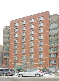 Pacific Towers in Flushing, NY - Foto de edificio - Building Photo