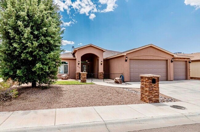 436 Tierra Bella Dr, Unit 436 Tierra Bella Dr in Alamogordo, NM - Building Photo - Building Photo