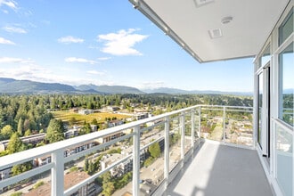 505 Nelson St in Coquitlam, BC - Building Photo - Building Photo