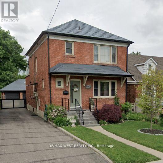 property at 36 Nineteenth St