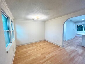 6215 58th Ave N in St. Petersburg, FL - Building Photo - Building Photo