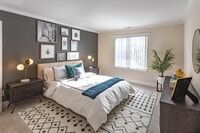 River Oaks West photo'