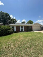 6524 Blue Grass Dr in Watauga, TX - Building Photo - Building Photo