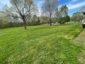 4975 US-62 in Kuttawa, KY - Building Photo - Building Photo