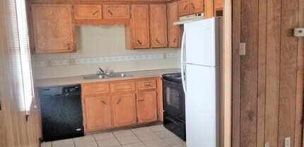 607 N 20th St, Unit 204 in Killeen, TX - Foto de edificio - Building Photo