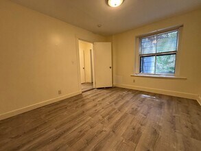 69 Myrtle St, Unit 1 in Boston, MA - Building Photo - Building Photo