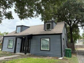 3711 Eagle St in Houston, TX - Building Photo - Building Photo