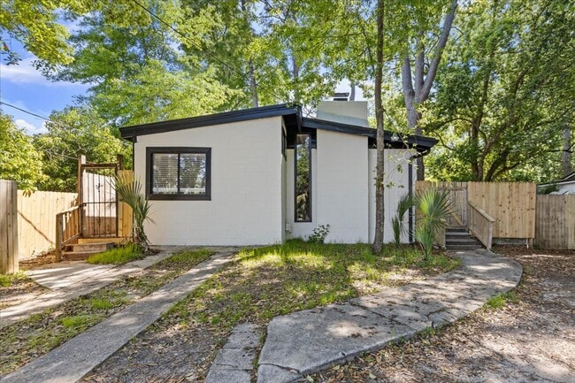 property at 217 Day St