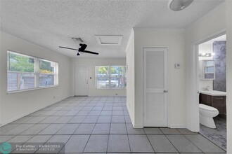 235 NE 24th Ave in Pompano Beach, FL - Building Photo - Building Photo