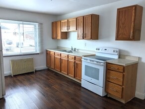 7620 Hamilton Ave, Unit 1 in Cincinnati, OH - Foto de edificio - Building Photo