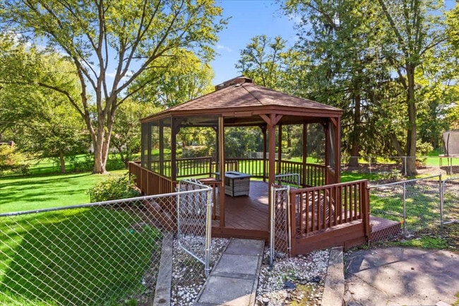 2N361 Diane Ave in Glen Ellyn, IL - Building Photo - Building Photo