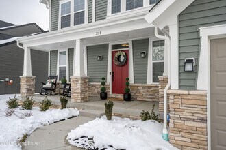 211 Education Wy in Shelbyville, KY - Building Photo - Building Photo