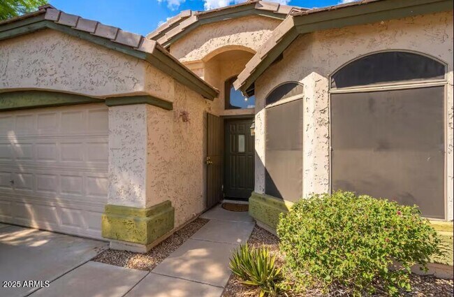 property at 4622 E Weaver Rd