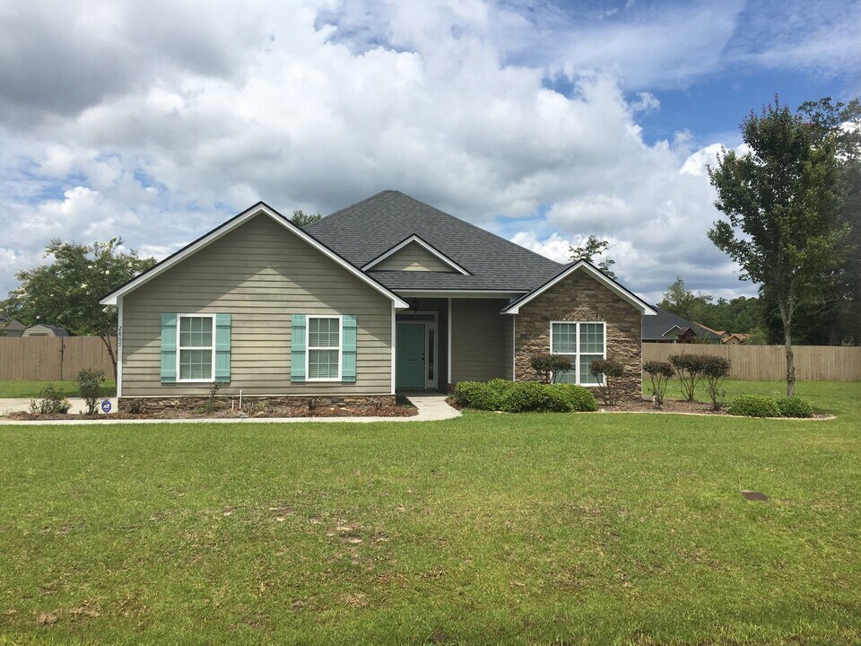 2807 Cotton Bay Crossing in Valdosta, GA - Building Photo