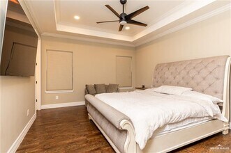 10 W Alteza Dr in Edinburg, TX - Building Photo - Building Photo