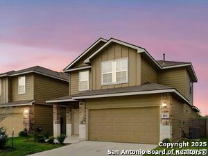 4831 Nueces Path in San Antonio, TX - Foto de edificio
