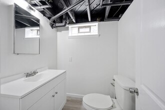 2226 E Farnum Ave in Royal Oak, MI - Building Photo - Building Photo
