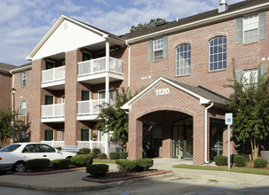 Cherry Ridge Apartments in Birmingham, AL - Building Photo - Building Photo