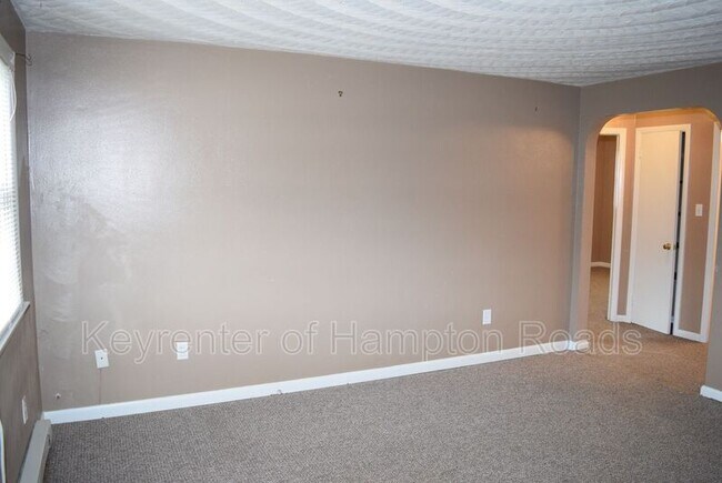 619 Beech St in Chesapeake, VA - Building Photo - Building Photo