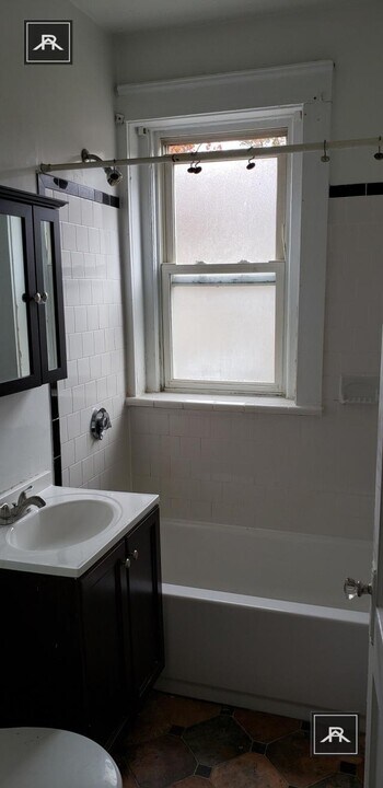243 Freeman St in Brookline, MA - Building Photo