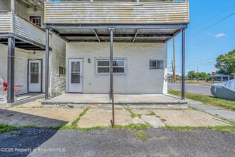 1001 Washburn St in Scranton, PA - Building Photo - Building Photo