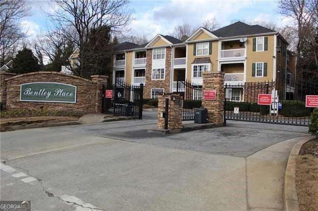 property at 225 Bentley Pl