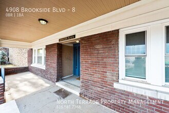 4908 Brookside Blvd, Unit 8 in Kansas City, MO - Building Photo - Building Photo