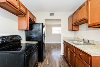 6916 Jack Horner Ln in Jacksonville, FL - Foto de edificio - Building Photo