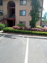 4904 81st Pl SW, Unit Mukilteo West Condominium in Mukilteo, WA - Building Photo
