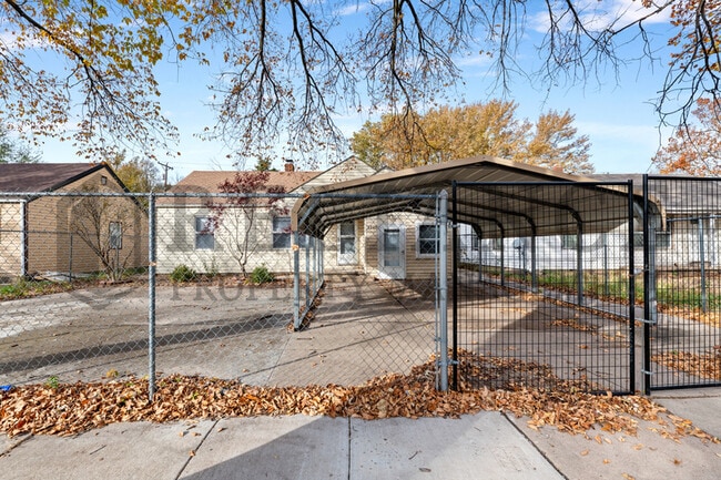 1249 N Pershing St in Wichita, KS - Building Photo - Building Photo