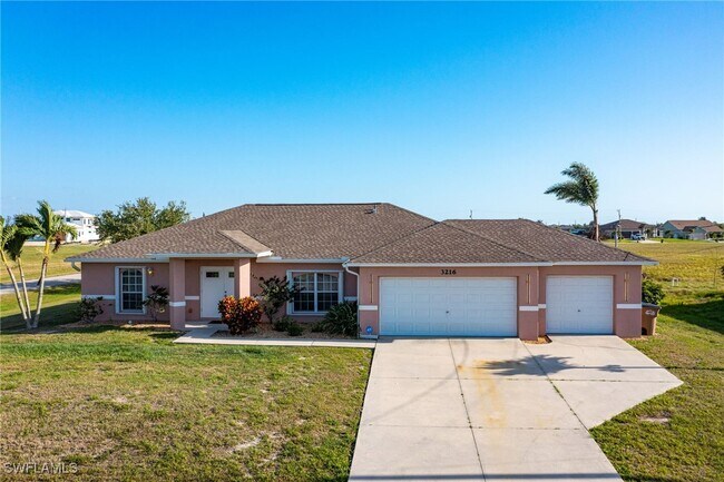 3216 NW 15th Terrace in Cape Coral, FL - Building Photo - Building Photo