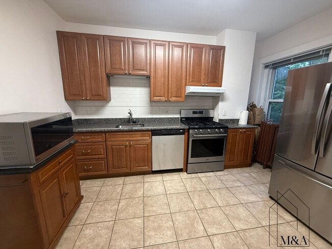 43 Strathmore Rd, Unit 3 in Boston, MA - Building Photo - Building Photo