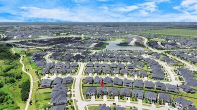 28907 Ridge Valley Ct in Fulshear, TX - Foto de edificio - Building Photo
