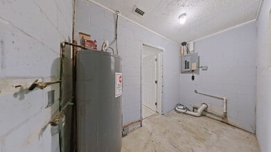 2206 Avenue N in Fort Pierce, FL - Building Photo - Building Photo