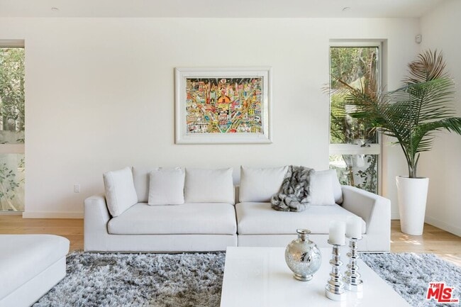 property at 1723 S Durango Ave