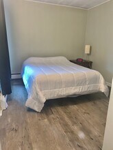 140 Kenrick St, Unit 25 in Boston, MA - Building Photo - Building Photo